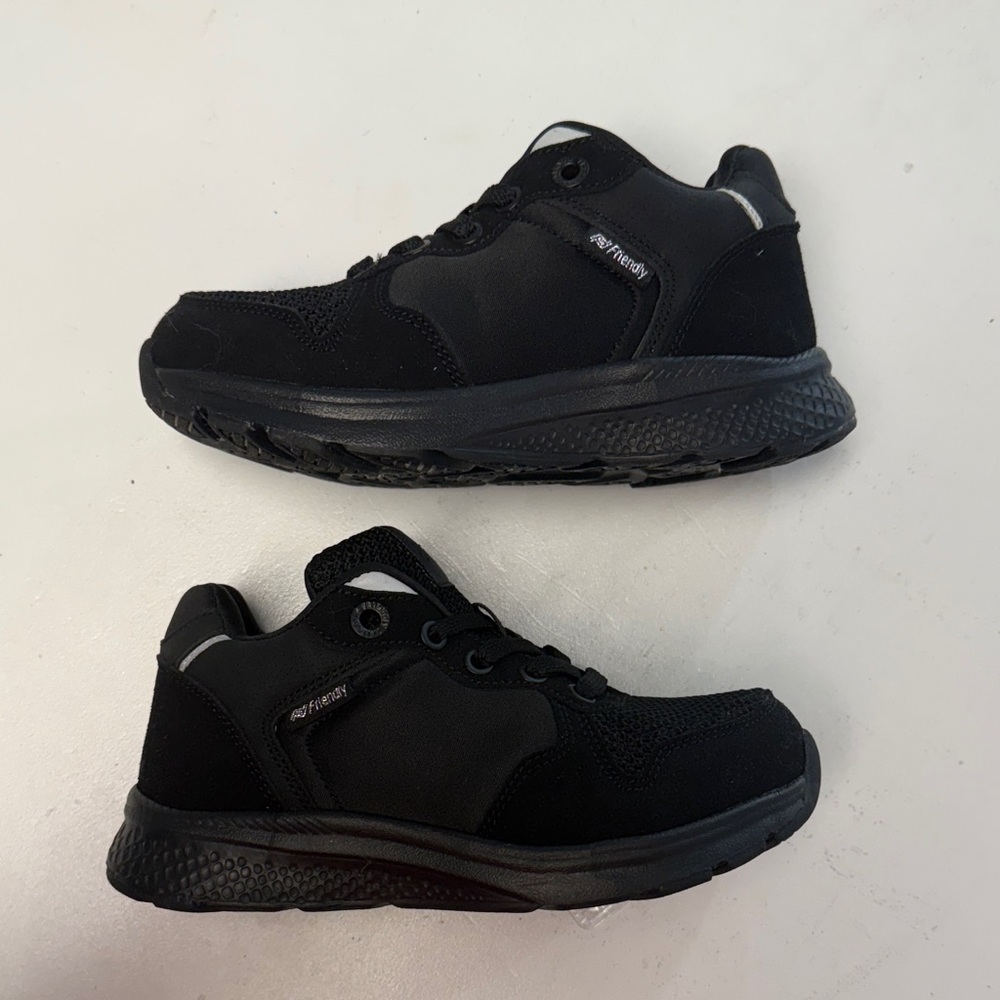 Boys Friendly Shoes Excursion Sneaker All Black rear zipper size 13